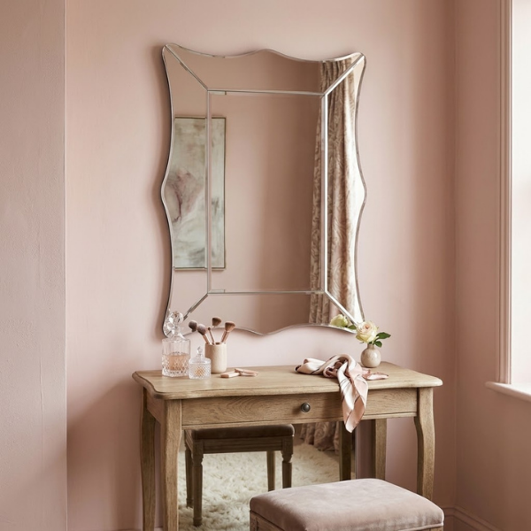MC035Mirror Oddly Shaped 900X600mm Princess style (1)