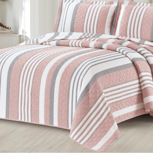 Simon Baker Almeria Bedspread - Rosewood