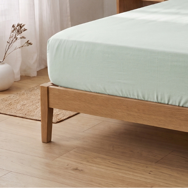Simon Baker 300 Thread Count Egyptian Cotton Fitted Sheet - Marine - Image 1